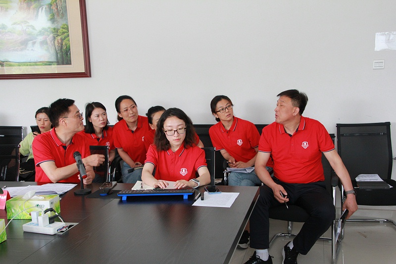 青島中新華美團(tuán)隊(duì)小伙伴