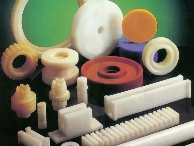 文了解玻璃纖維對尼龍的增強效果--中新華美改性塑料